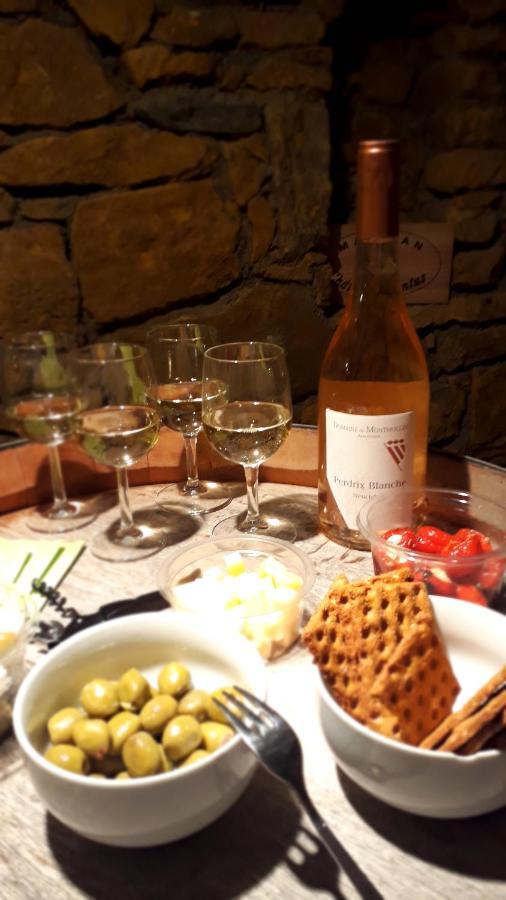 Charmante Maison Villageoise 5 Personnes Happyday Neuchatel Saint-Blaise Екстер'єр фото