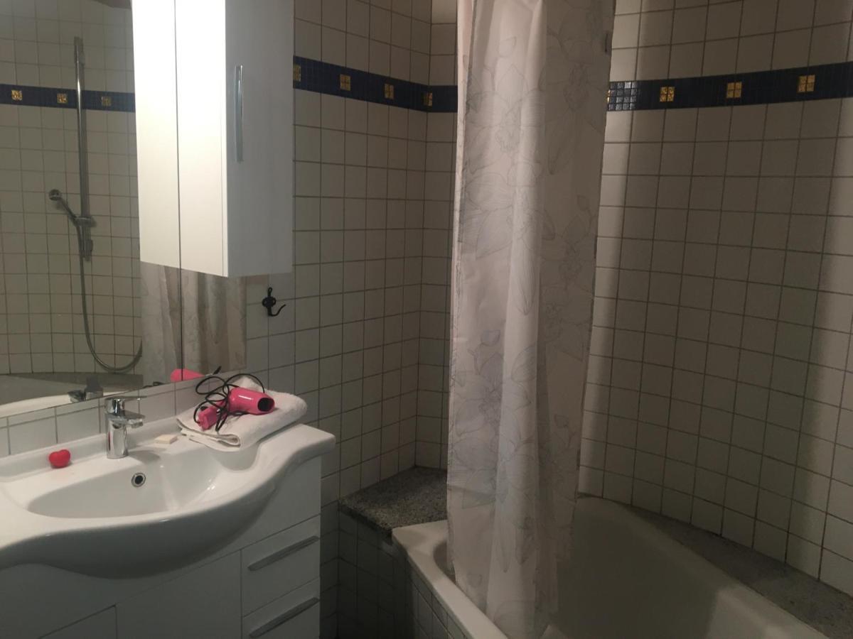 Charmante Maison Villageoise 5 Personnes Happyday Neuchatel Saint-Blaise Екстер'єр фото