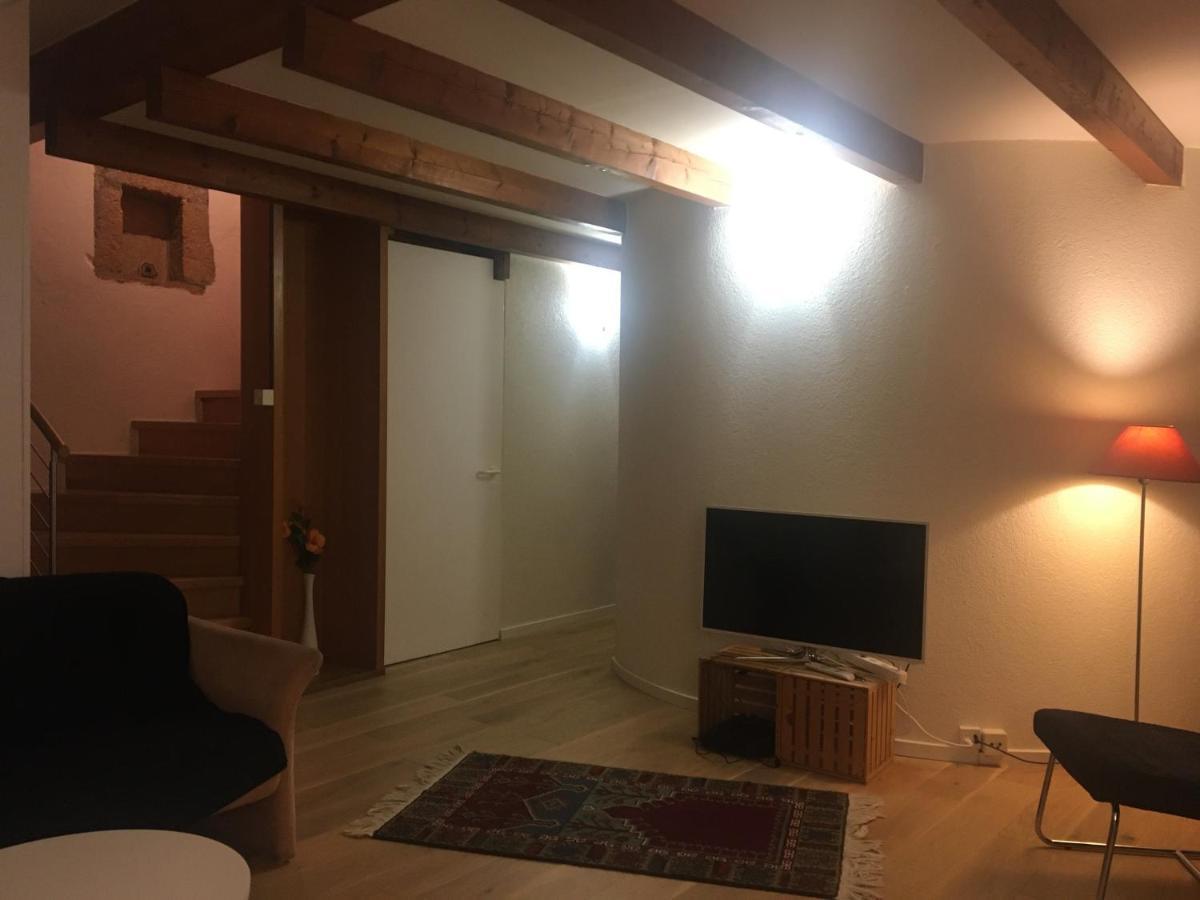 Charmante Maison Villageoise 5 Personnes Happyday Neuchatel Saint-Blaise Екстер'єр фото